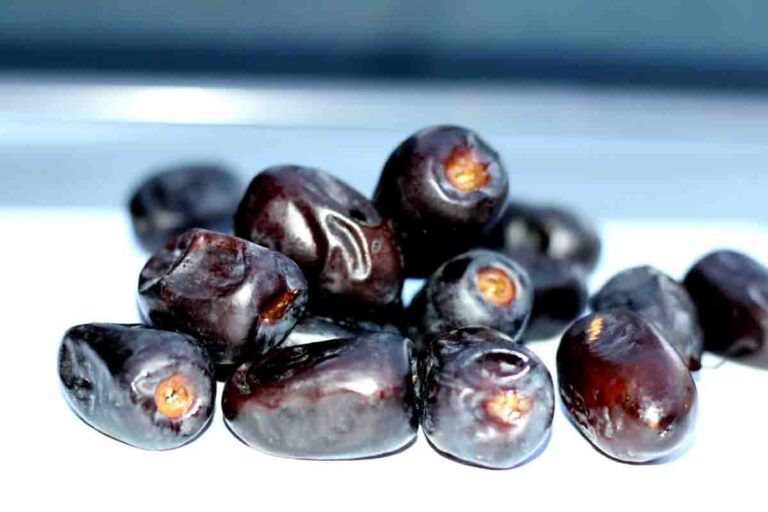 dates